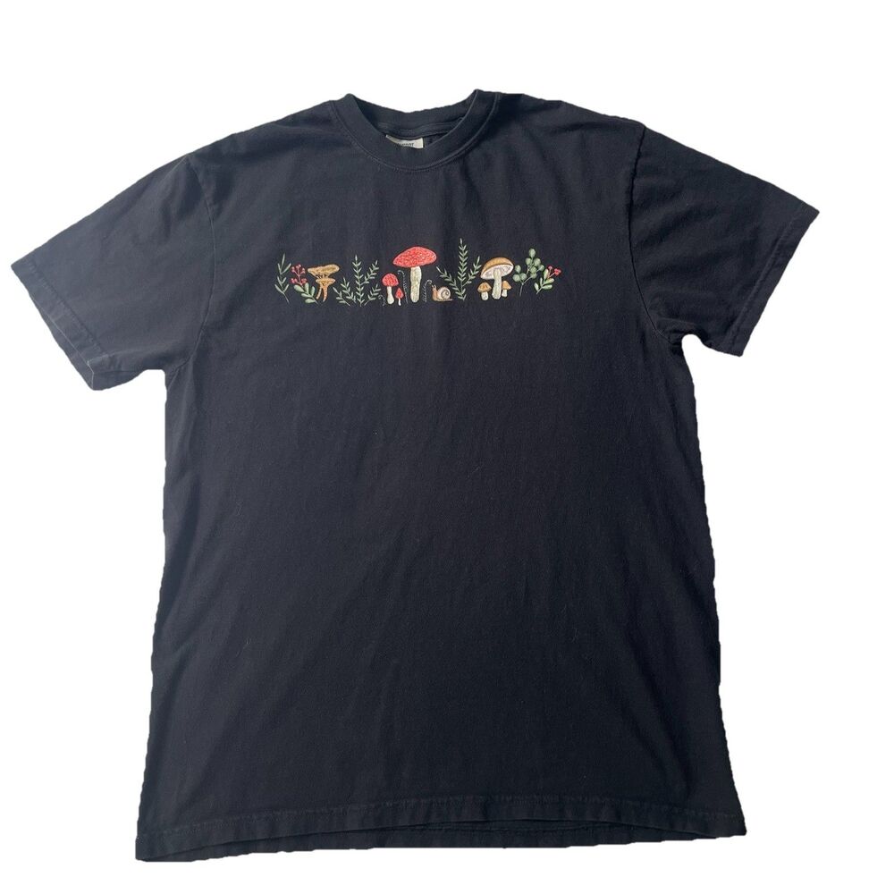 Comfort Colors Mushroom Graphic T-Shirt Women Sz M Black S/S Heavyweight Cotton